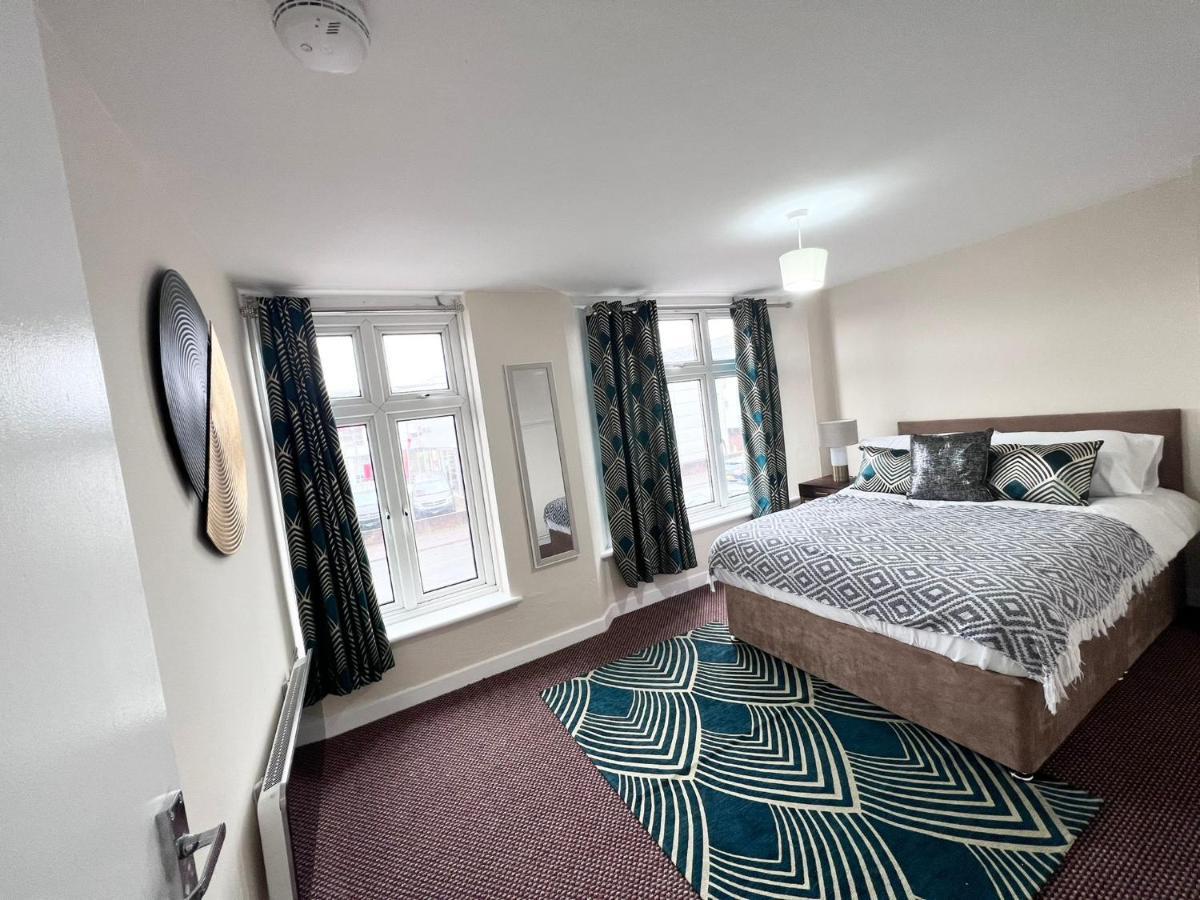 Taunton Inn Екстериор снимка