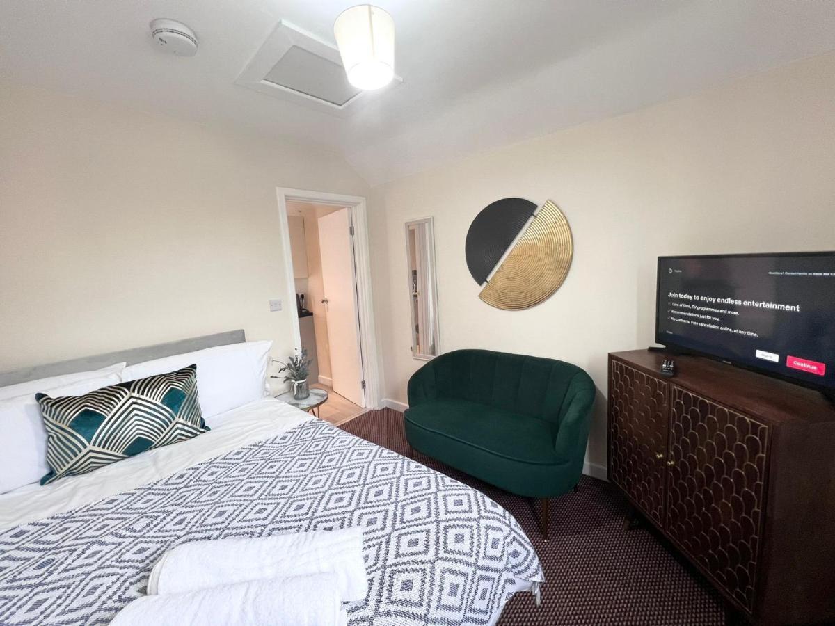 Taunton Inn Екстериор снимка